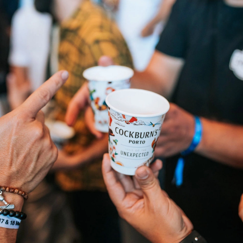 Personalised Paper Cups Single Wall 6oz - Perfect for All To-Go Drinks!